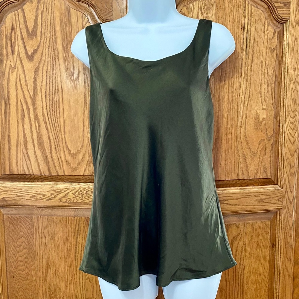 LAFAYETTE 148 NEW YORK Perla Silk Charmeuse Tank Top Scoop Neck Olive Green Sz 8